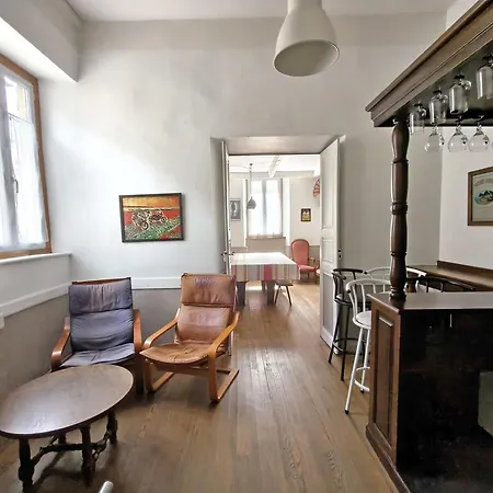 Le Pitstop Casa de Férias